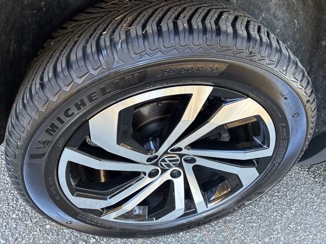 2021 Volkswagen Atlas 3.6L V6 SEL Premium R-Line