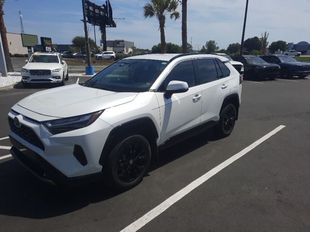 2024 Toyota RAV4 Hybrid SE