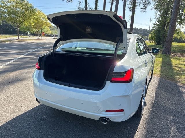 2025 BMW 3 Series 330i