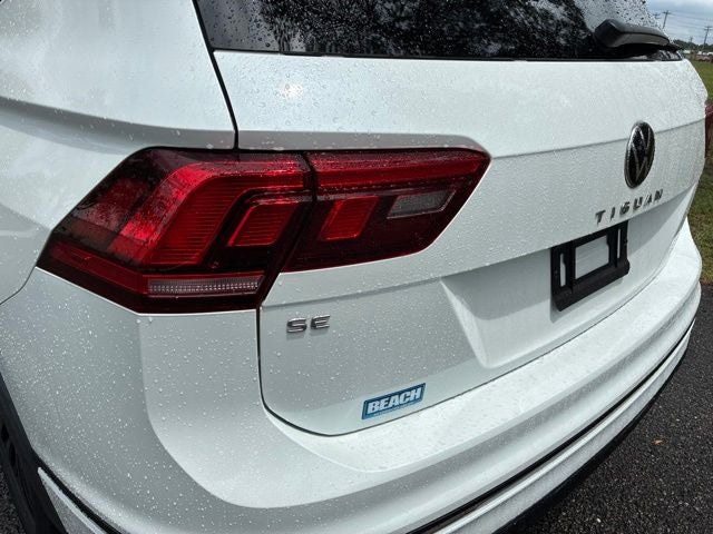 2022 Volkswagen Tiguan 2.0T SE R-Line Black