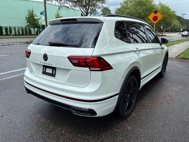 2022 Volkswagen Tiguan 2.0T SE R-Line Black
