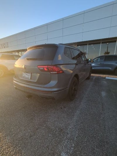 2023 Volkswagen Tiguan 2.0T SE R-Line Black