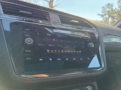 2023 Volkswagen Tiguan 2.0T SE R-Line Black