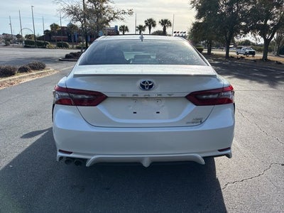 2021 Toyota Camry Hybrid XSE