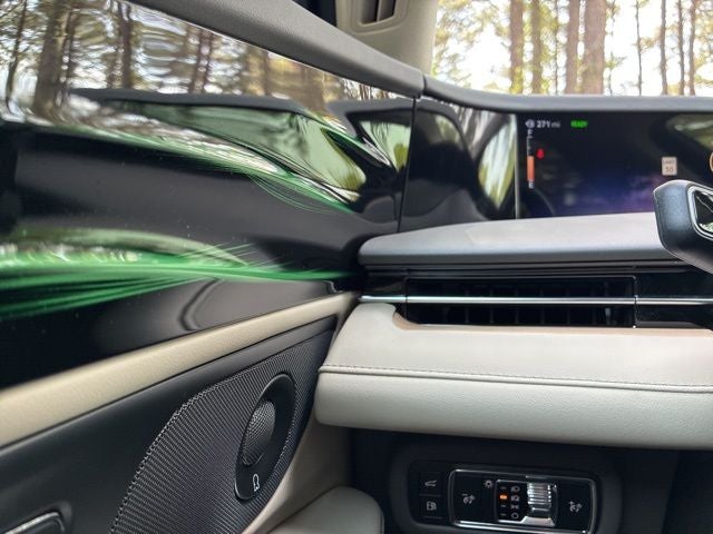 2025 Lincoln Nautilus Reserve