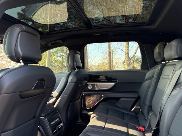 2025 Lincoln Nautilus Reserve