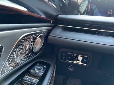 2025 Lincoln Nautilus Reserve