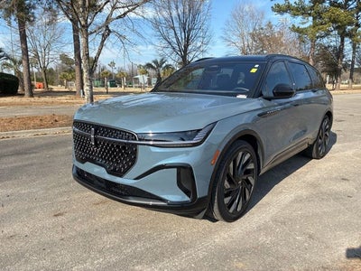 2025 Lincoln Nautilus Reserve