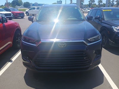 2024 Toyota Grand Highlander Base