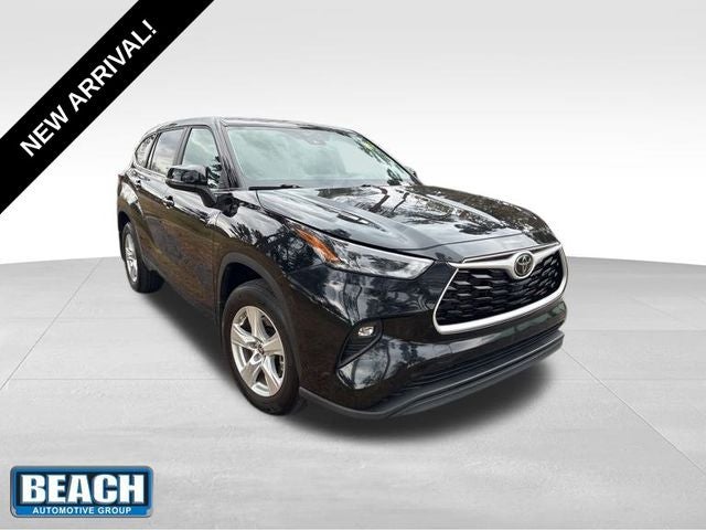 2024 Toyota Highlander LE