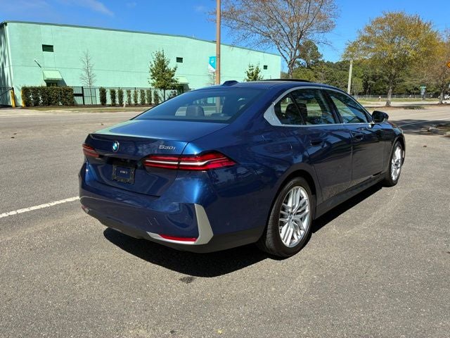 2024 BMW 5 Series 530i