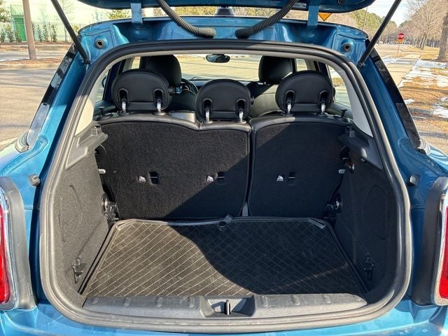 2022 MINI Cooper S Signature