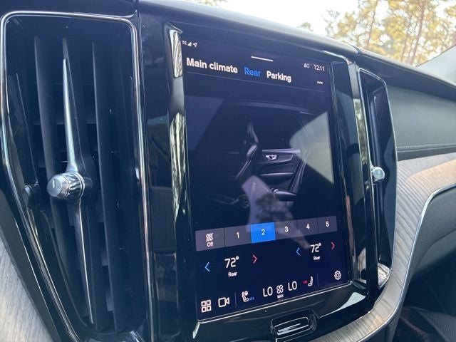 2022 Volvo XC60 B6 Inscription