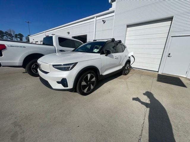2024 Volvo XC40 Recharge Pure Electric Twin Plus