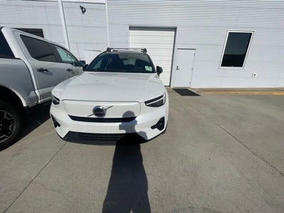 2024 Volvo XC40 Recharge Pure Electric Twin Plus