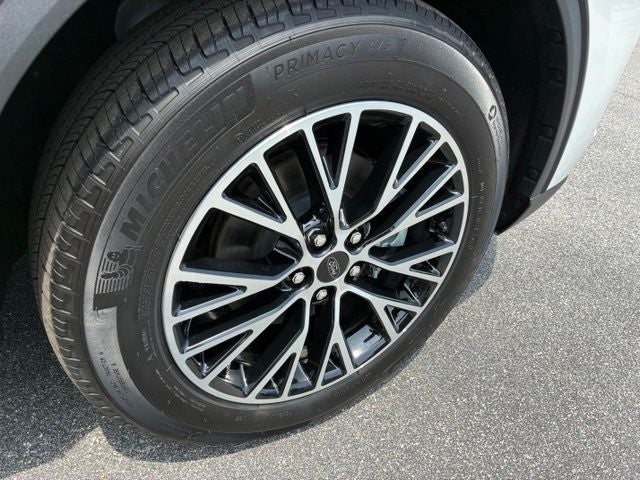 2025 Ford Escape Plug-In Hybrid Base