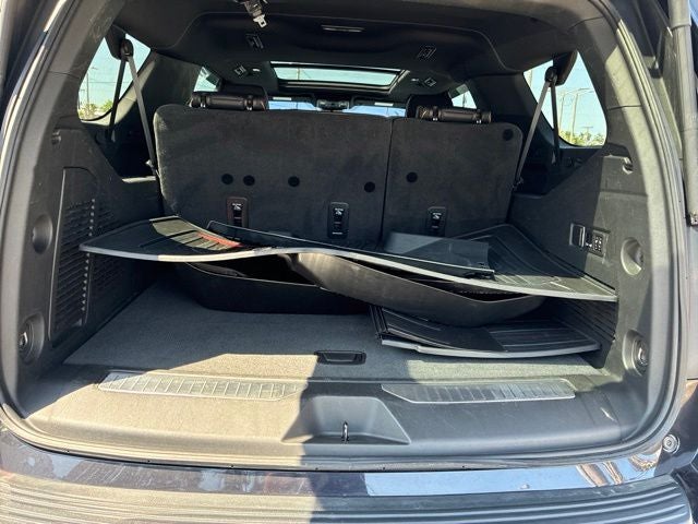 2023 GMC Yukon XL AT4