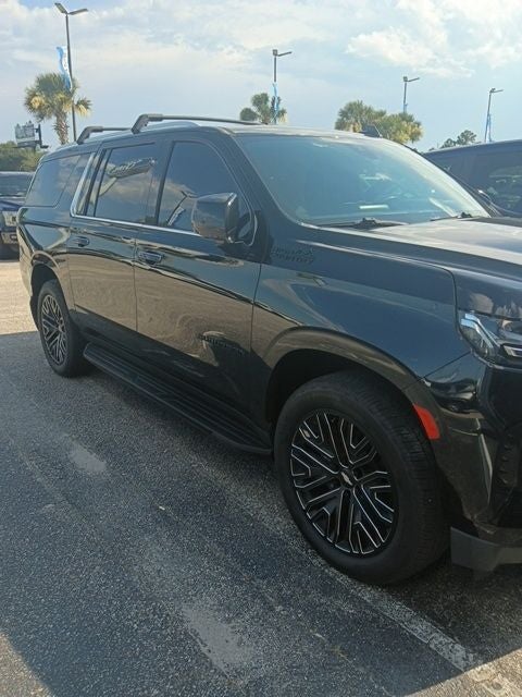 2021 Chevrolet Suburban High Country