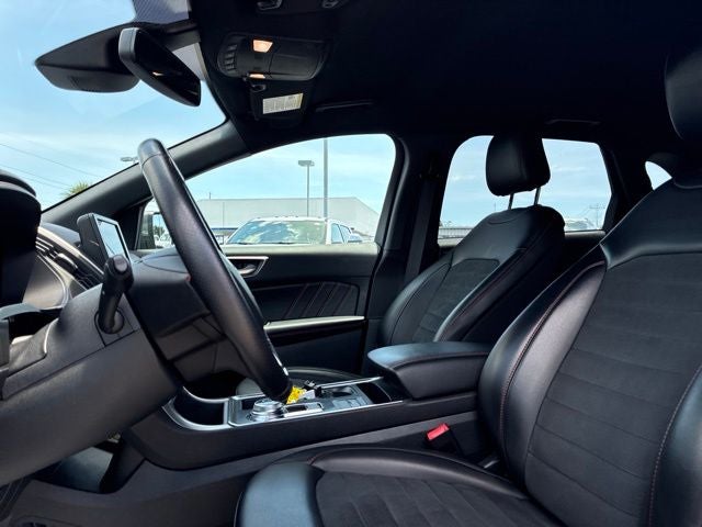 2022 Ford Edge ST Line