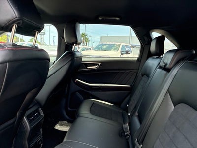 2022 Ford Edge ST Line