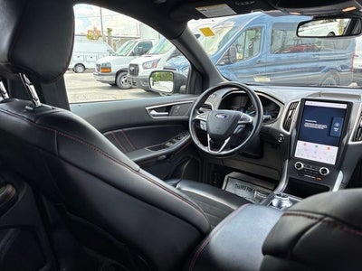 2022 Ford Edge ST Line