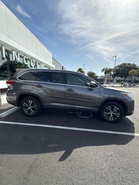 2018 Toyota Highlander LE Plus