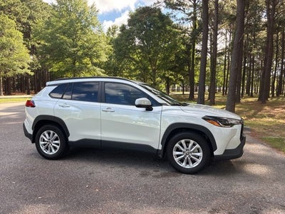 2023 Toyota Corolla Cross LE