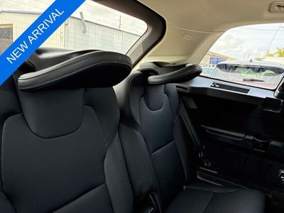 2025 Volvo XC90 B6 Plus 7-Seater